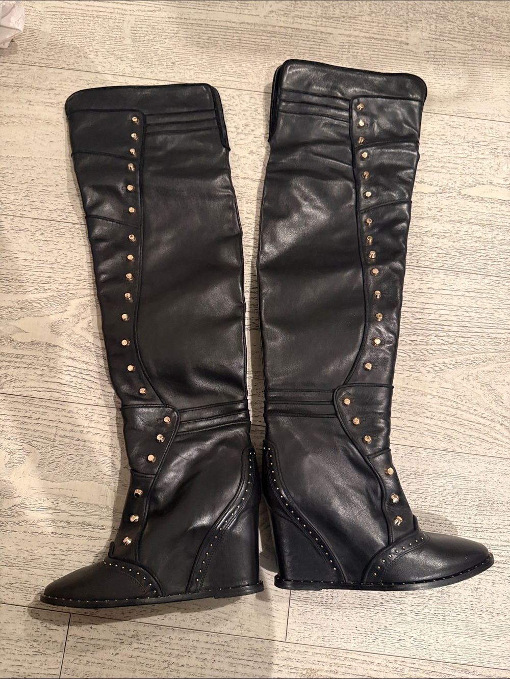 Original Ivy Kirzhner Maden in Italy Women’s Black Studded Knee-High Wedge Boots